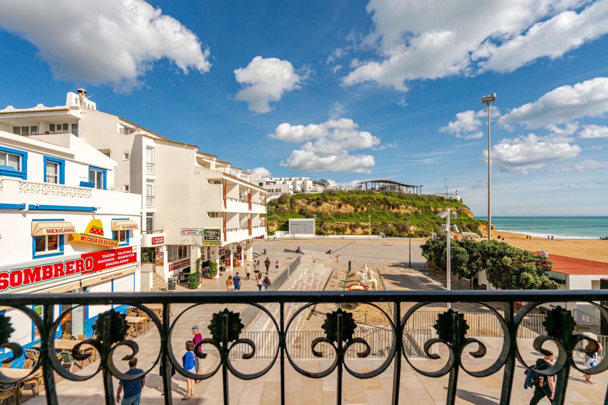 Ferienhaus Down Town House Albufeira